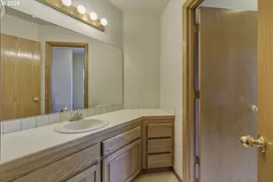 17799 NW Elkcrest Ct, Portland, OR 97229 - Photo 34