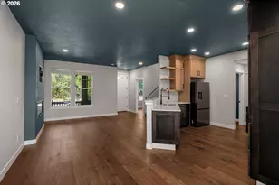 7024 NE Cherry Dr, Hillsboro, OR 97124 - Photo 10
