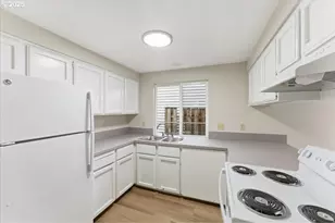 1297 SW 209th Ave, Beaverton, OR 97003 - Photo 6