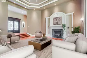 9309 NW Finzer Ct, Portland, OR 97229 - Photo 4