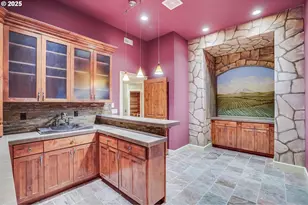 9309 NW Finzer Ct, Portland, OR 97229 - Photo 36