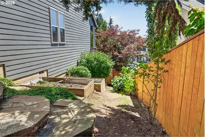 2235 Crestview Dr, West Linn, OR 97068 - Photo 36