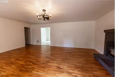 25371 Perkins Rd, Veneta, OR 97487 - Photo 12
