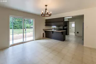 25371 Perkins Rd, Veneta, OR 97487 - Photo 8