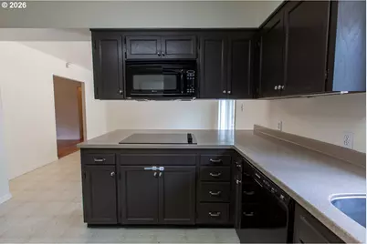 25371 Perkins Rd, Veneta, OR 97487 - Photo 10