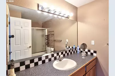 13392 SW Bradley Ln, Portland, OR 97224 - Photo 24