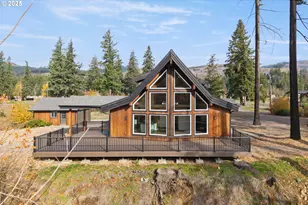 138 Santiam St, Gates, OR 97346 - Photo 4