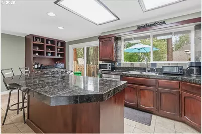 5660 SW Glenbrook Rd, Beaverton, OR 97007 - Photo 14