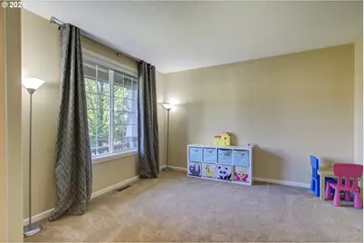 4002 NE 93rd St, Vancouver, WA 98665 - Photo 4