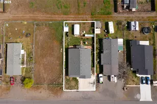 335 SE 3rd St, Irrigon, OR 97844 - Photo 32