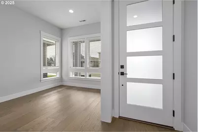 15229 SE Towers Ter, Milwaukie, OR 97267 - Photo 4