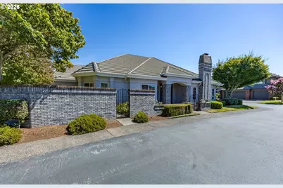 3279 Lakemont Dr, Eugene, OR 97408 - Photo 2