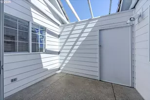3279 Lakemont Dr, Eugene, OR 97408 - Photo 16