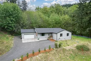 415 McKee Rd, Castle Rock, WA 98611 - Photo 2