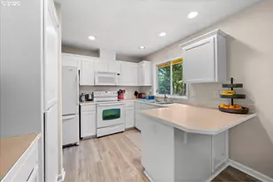 250 Forest Pl, Forest Grove, OR 97116 - Photo 16