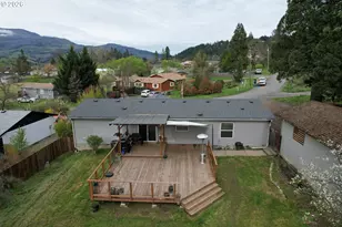 261 S Estella St, Glide, OR 97443 - Photo 18