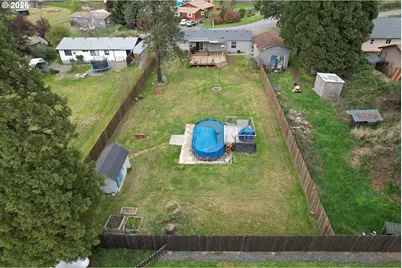 261 S Estella St, Glide, OR 97443 - Photo 18