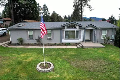 261 S Estella St, Glide, OR 97443 - Photo 2