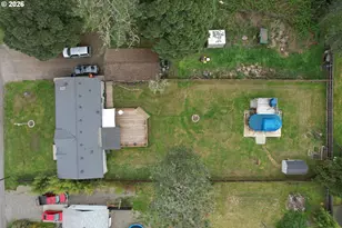 261 S Estella St, Glide, OR 97443 - Photo 16