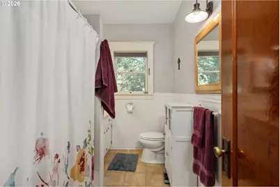 990 Taylor St, Mount Angel, OR 97362 - Photo 14