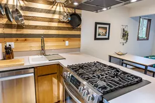 7705 S Fulton Park Pl, Portland, OR 97219 - Photo 16