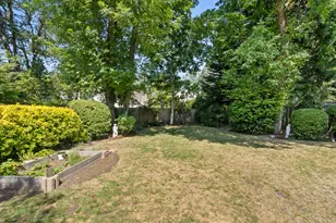 5754 Charles Cir, Lake Oswego, OR 97035 - Photo 32
