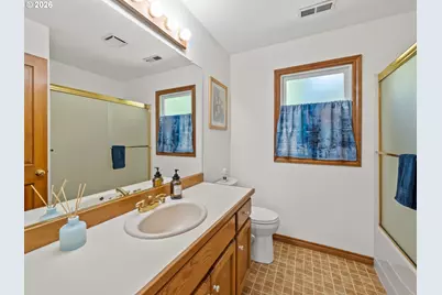 5754 Charles Cir, Lake Oswego, OR 97035 - Photo 28