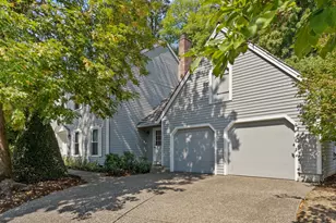 5754 Charles Cir, Lake Oswego, OR 97035 - Photo 4