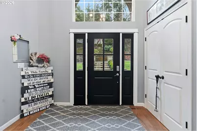 2728 Hallmark Ln, Eugene, OR 97402 - Photo 4