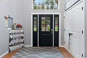 2728 Hallmark Ln, Eugene, OR 97402 - Photo 4