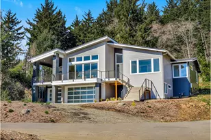 780 Monica Ct, Cannon Beach, OR 97110 - Photo 2