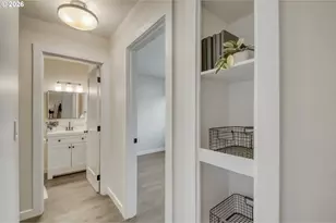 3114 SW Carson St, Portland, OR 97219 - Photo 12