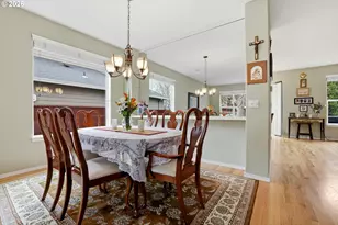 211 N White Oak St, Newberg, OR 97132 - Photo 10