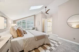 21 Del Prado St, Lake Oswego, OR 97035 - Photo 28