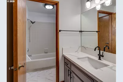 6228 Meridian Cir #7, West Linn, OR 97068 - Photo 28