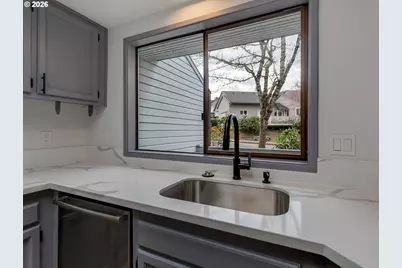 6228 Meridian Cir #7, West Linn, OR 97068 - Photo 8