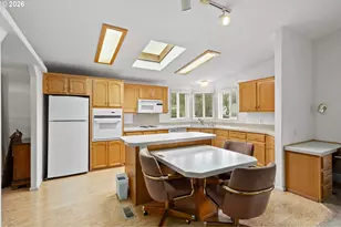 8227 SE 88th Ave, Portland, OR 97266 - Photo 14