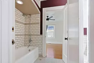 996 W 8th Ave, Eugene, OR 97402 - Photo 18