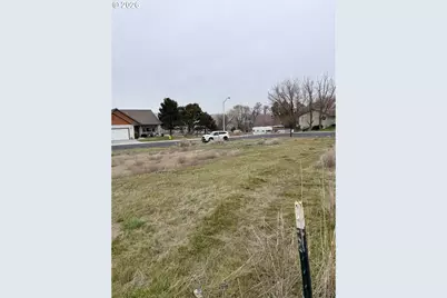 40 McFarland Ave, Umatilla, OR 97882 - Photo 4