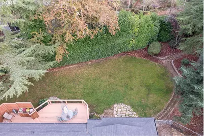 10054 SW Erie Ct, Tualatin, OR 97062 - Photo 32