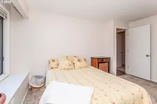 10054 SW Erie Ct, Tualatin, OR 97062 - Photo 14