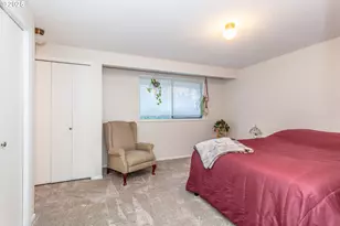 10054 SW Erie Ct, Tualatin, OR 97062 - Photo 16