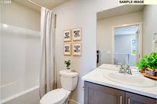 873 Sifuentez Ct, Woodburn, OR 97071 - Photo 24