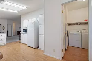 301 Deal St, Junction City, OR 97448 - Photo 28
