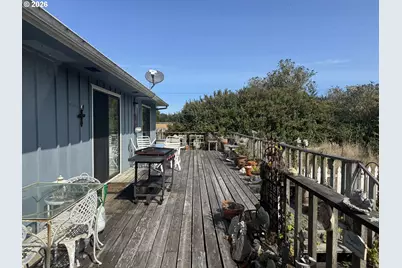 87028 Lower Four Mile Ln, Bandon, OR 97411 - Photo 18