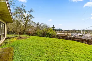 452 S 4th St, Springfield, OR 97477 - Photo 20