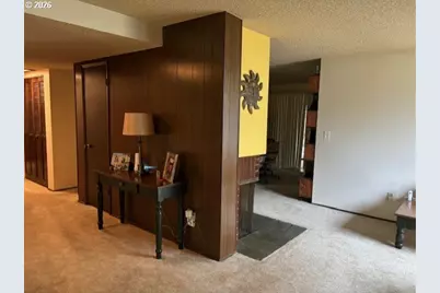 2021 NE Liberty Ave, Gresham, OR 97030 - Photo 10