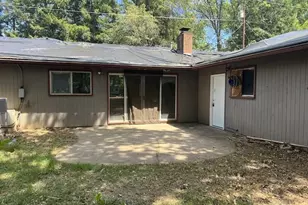 344 Peckerwood Ln, Grants Pass, OR 97527 - Photo 4