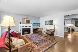 16230 NE Hoyt St, Portland, OR 97230 - Photo 2