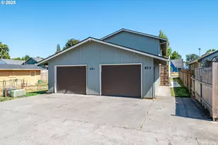 823 8th Ave, Longview, WA 98632 - Photo 4